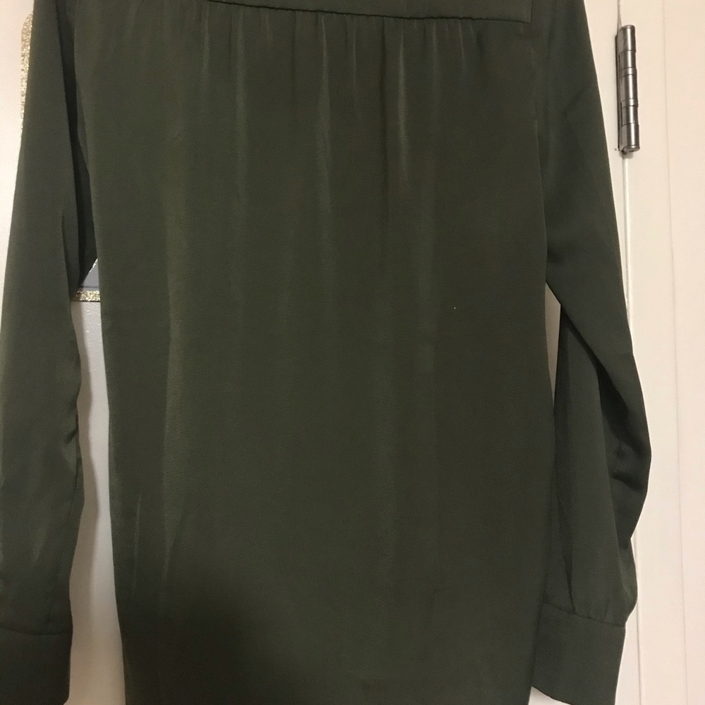 Guess long sleeve forest green shirt